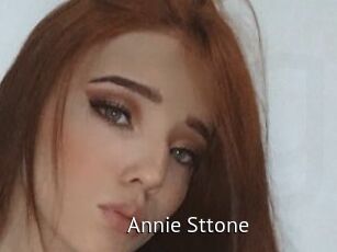 Annie_Sttone