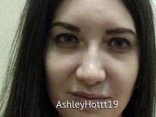 AshleyHottt19