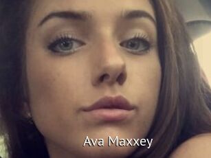 Ava_Maxxey