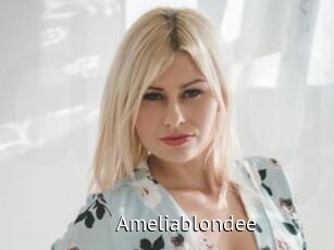 Ameliablondee