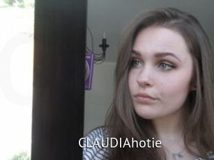 CLAUDIAhotie