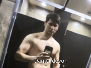 Daniel_devon