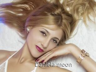 Daniela_moon
