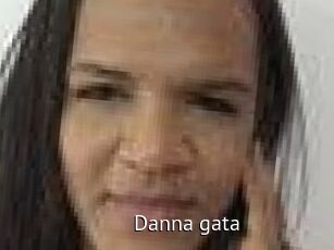 Danna_gata