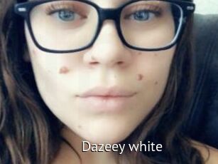 Dazeey_white
