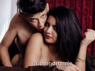 Julieandronnie