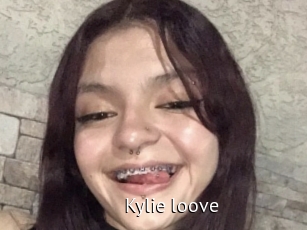 Kylie_loove