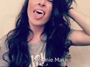 Melanie_Mack