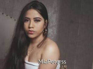 MiaPeterss