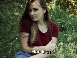 Monikka19