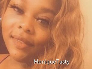 MoniqueTasty