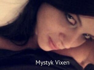 Mystyk_Vixen
