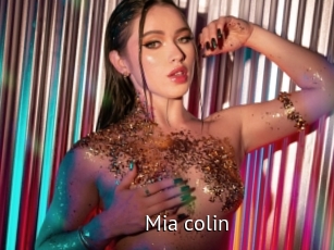 Mia_colin
