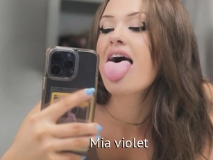 Mia_violet