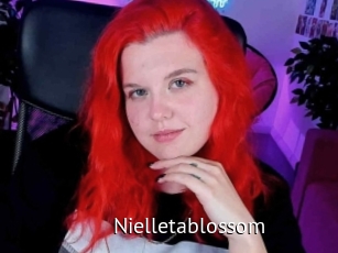 Nielletablossom