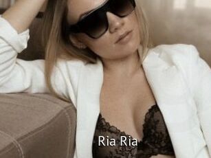 Ria_Ria