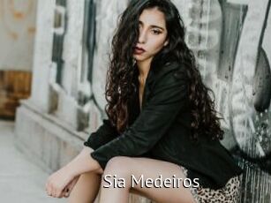 Sia_Medeiros