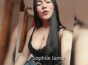 Sophiie_James