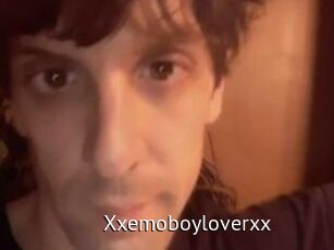 Xxemoboyloverxx