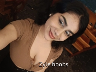 Zyle_boobs